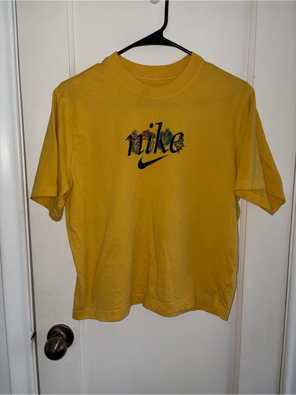 Nike Floral Embroidered Tee